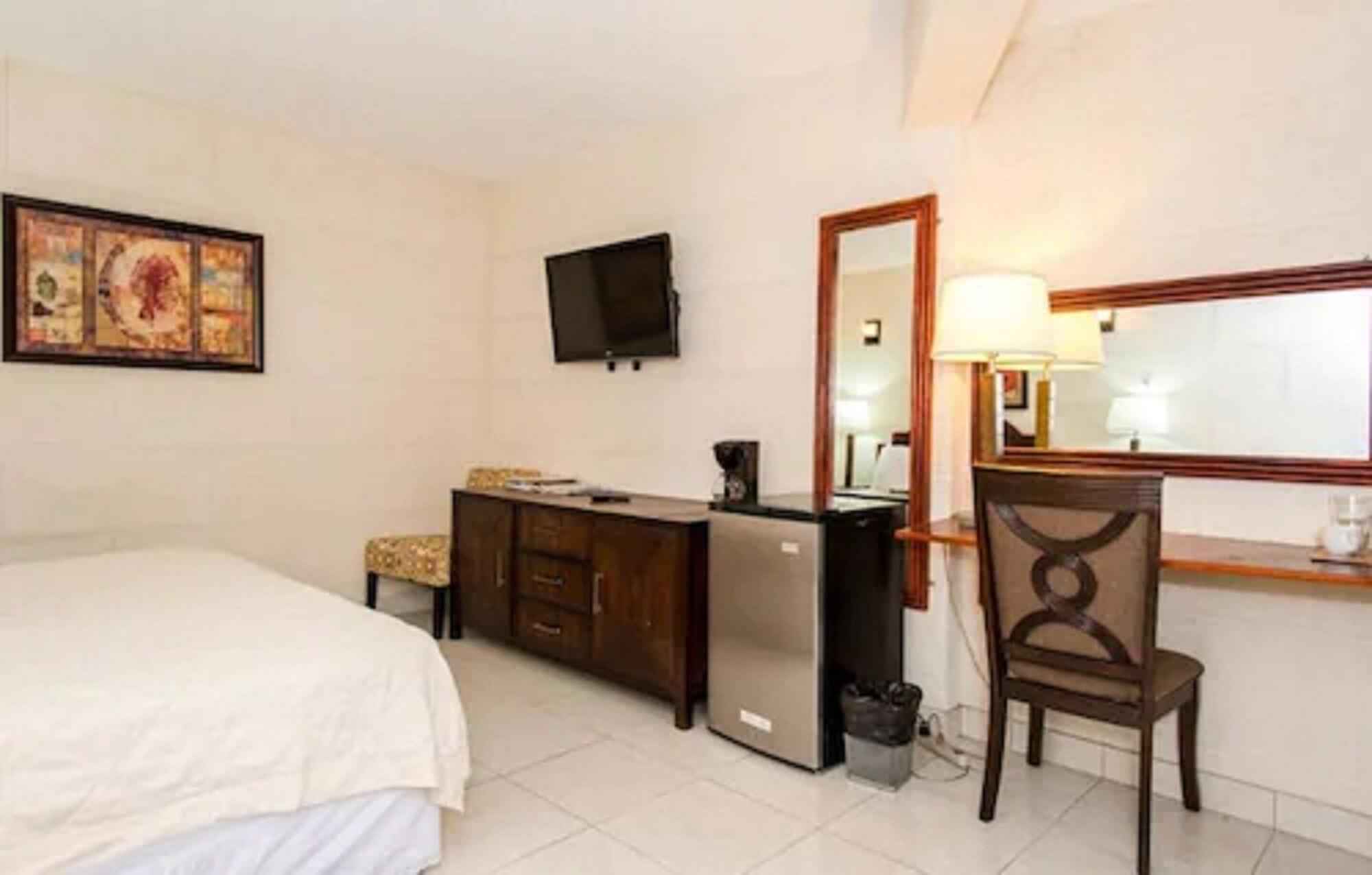 Ocean 15 Hotel Christ Church Exterior photo