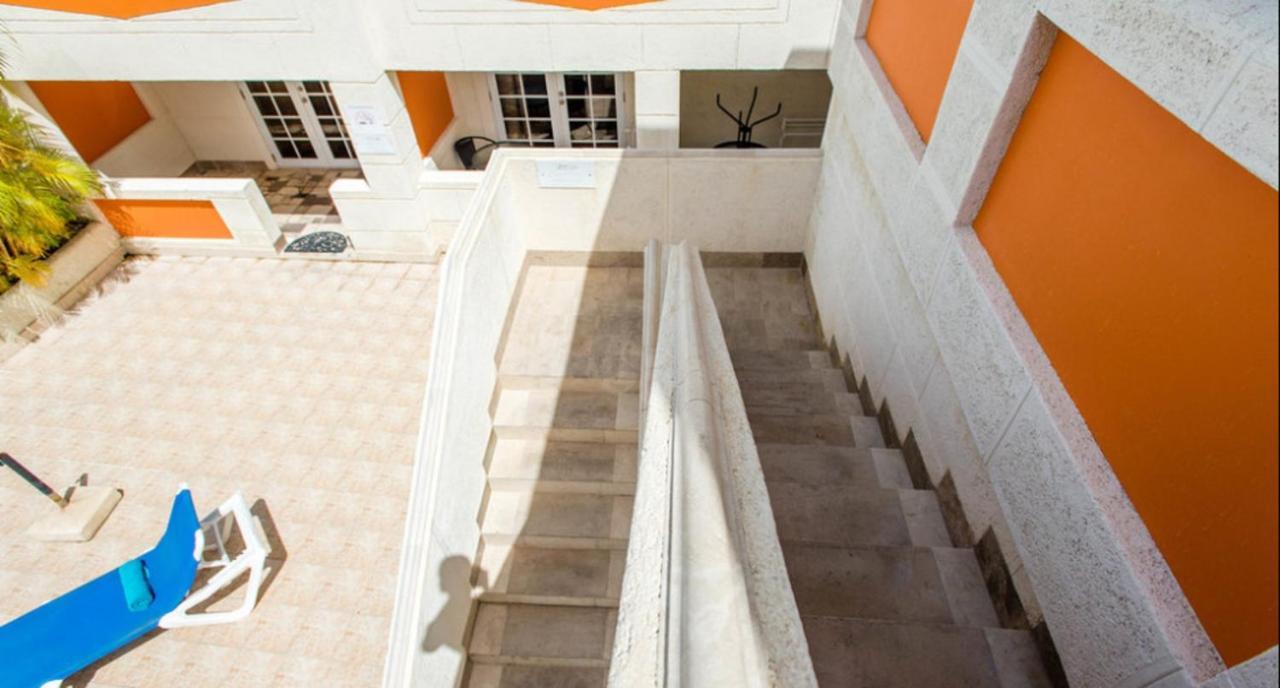Ocean 15 Hotel Christ Church Exterior photo